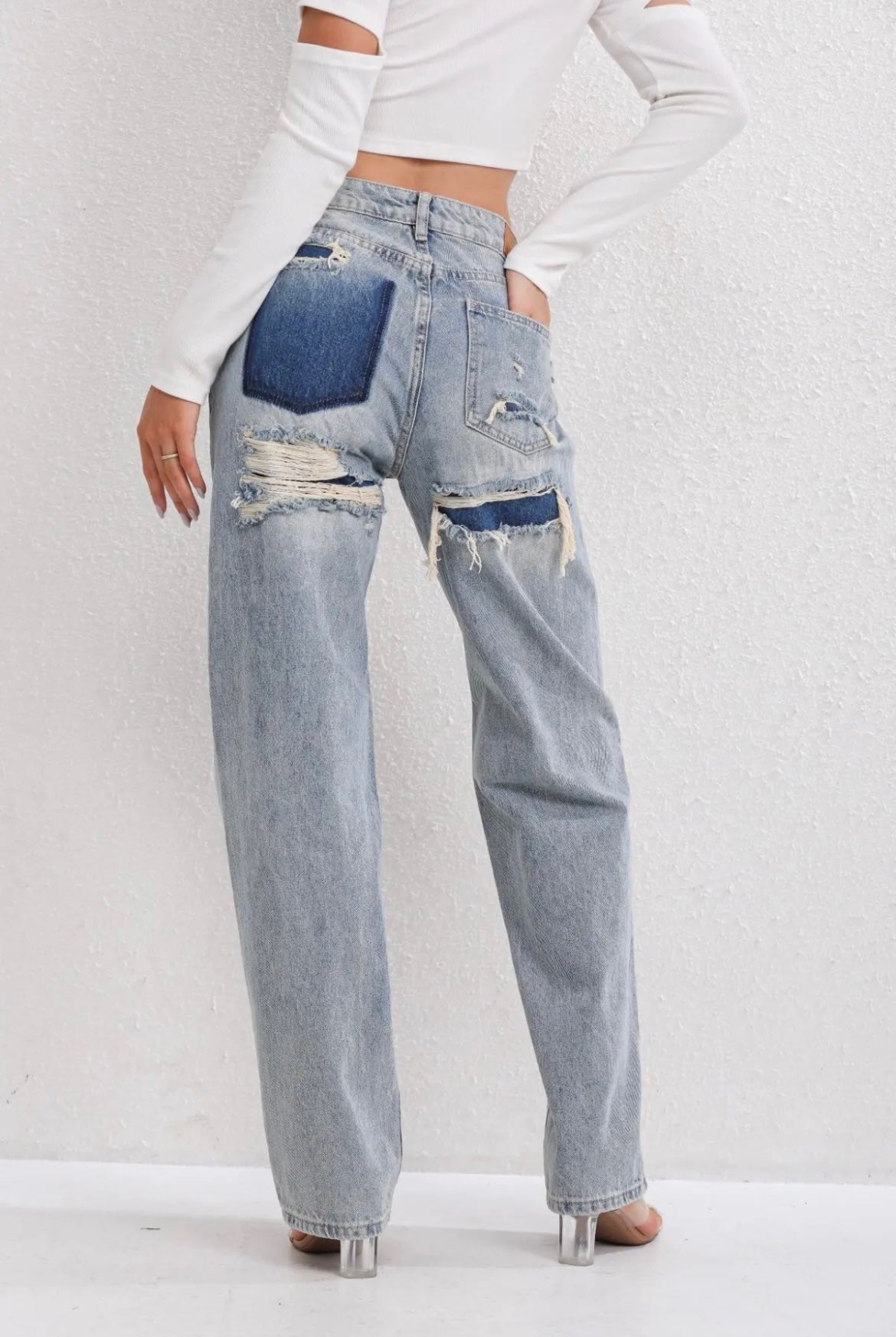 ZAAR - Jeans a gamba dritta con dettagli strappati