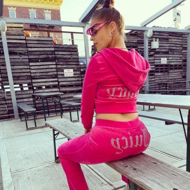 Angel - Trendy Tuta Juicy Y2K