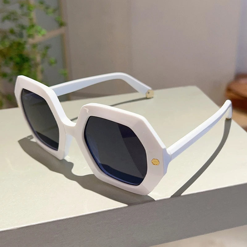 Variant image for Regina Oversized Zonnebril Dames Met Hexagonale Frames-2