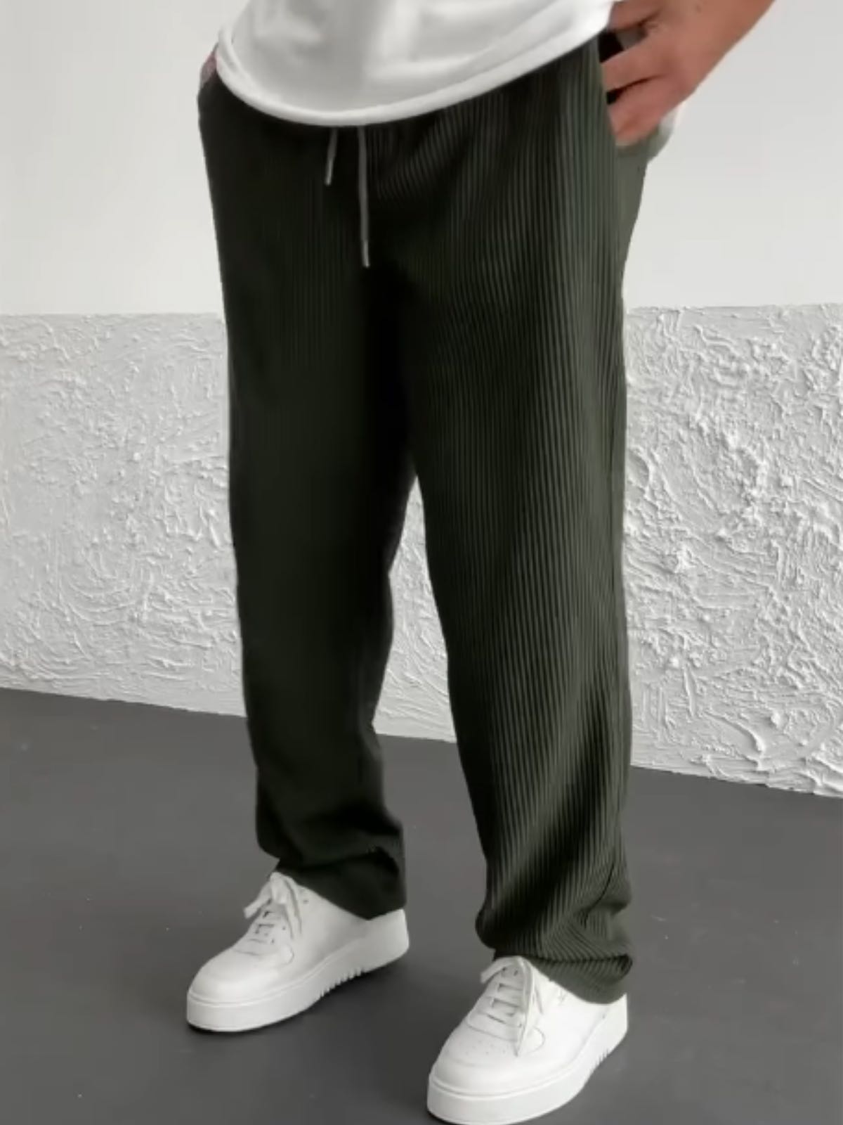 LYSSA – Pantaloni a tubo a coste | Comodi e alla moda