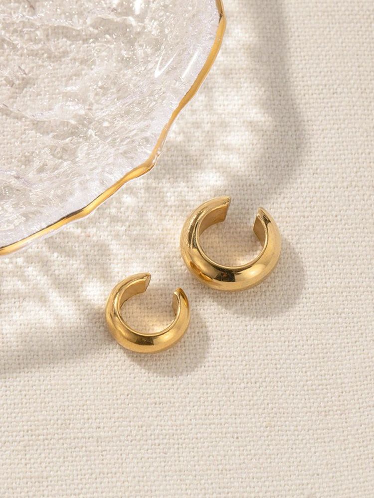 NOVA - Gouden Chunky Ear Cuff per un tocco alla moda