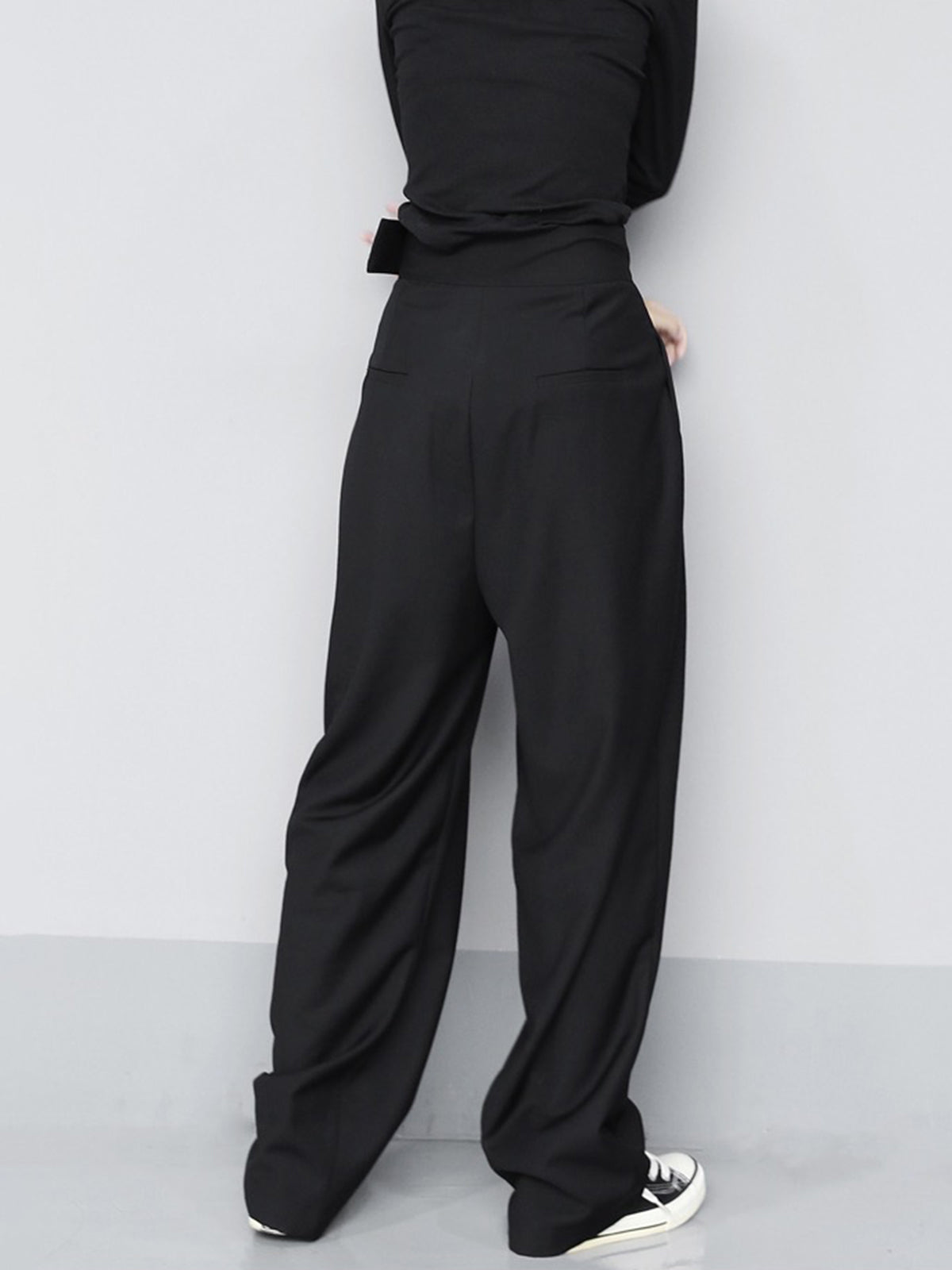 LIVIA – Pantaloni larghi alla moda con chiusura a strappo