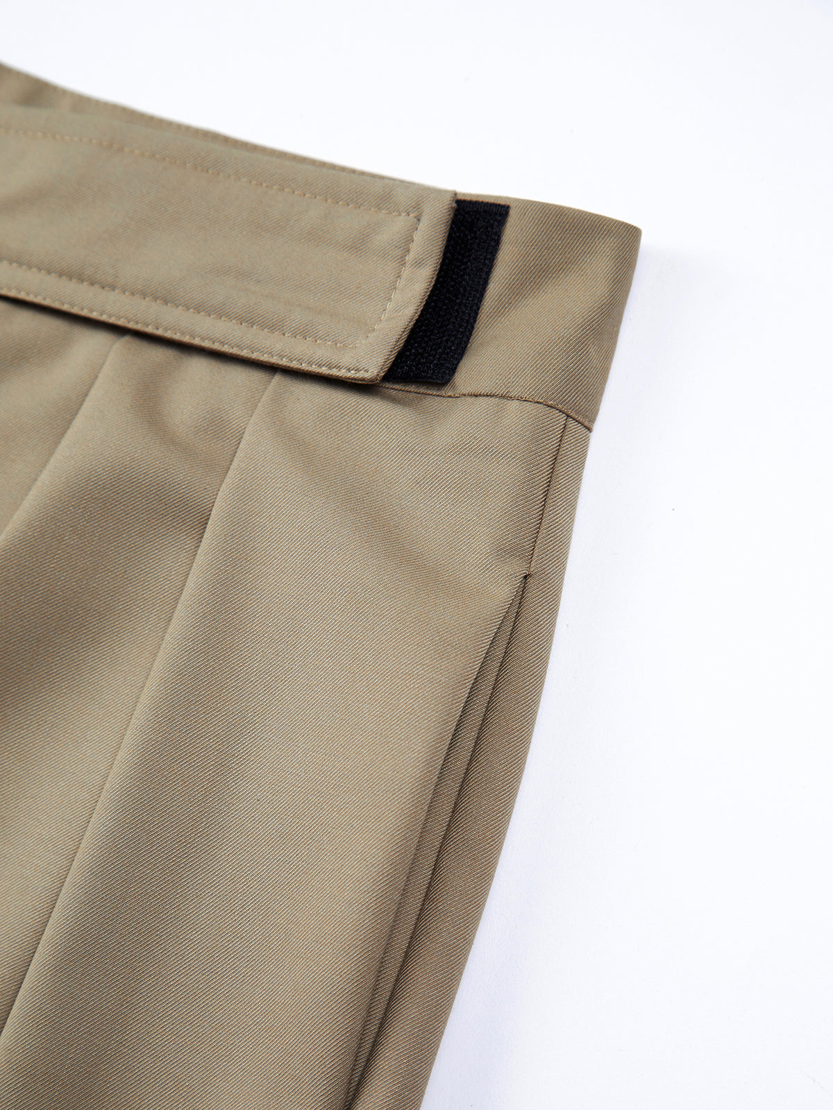 LIVIA – Pantaloni larghi alla moda con chiusura a strappo