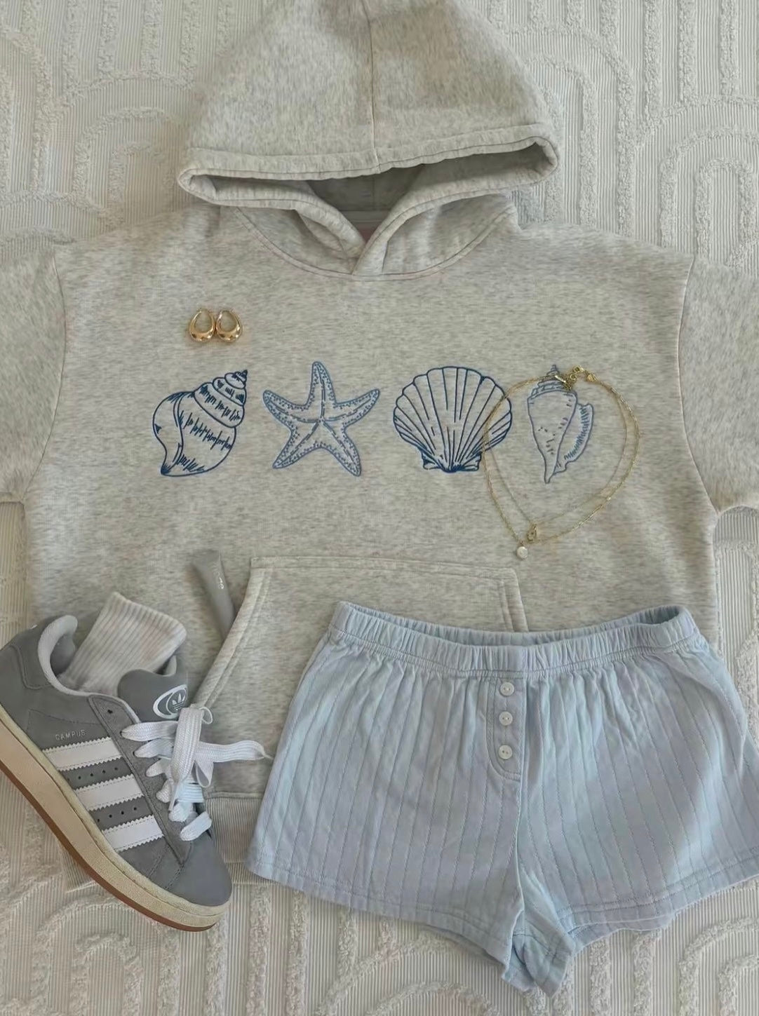 SEASHELL - Felpa con cappuccio unica con stampa di conchiglie | Per le vibrazioni da spiaggia ultimate