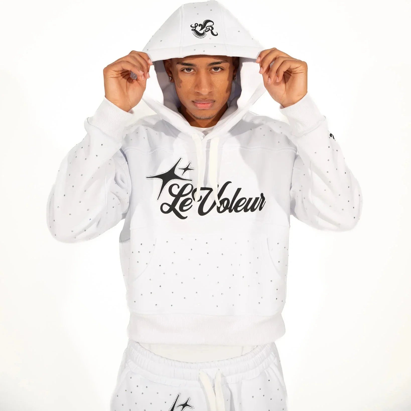 LT2 – Felpa Unisex con Cappuccio + Joggers Gratis | Set Comodissimo Definitivo
