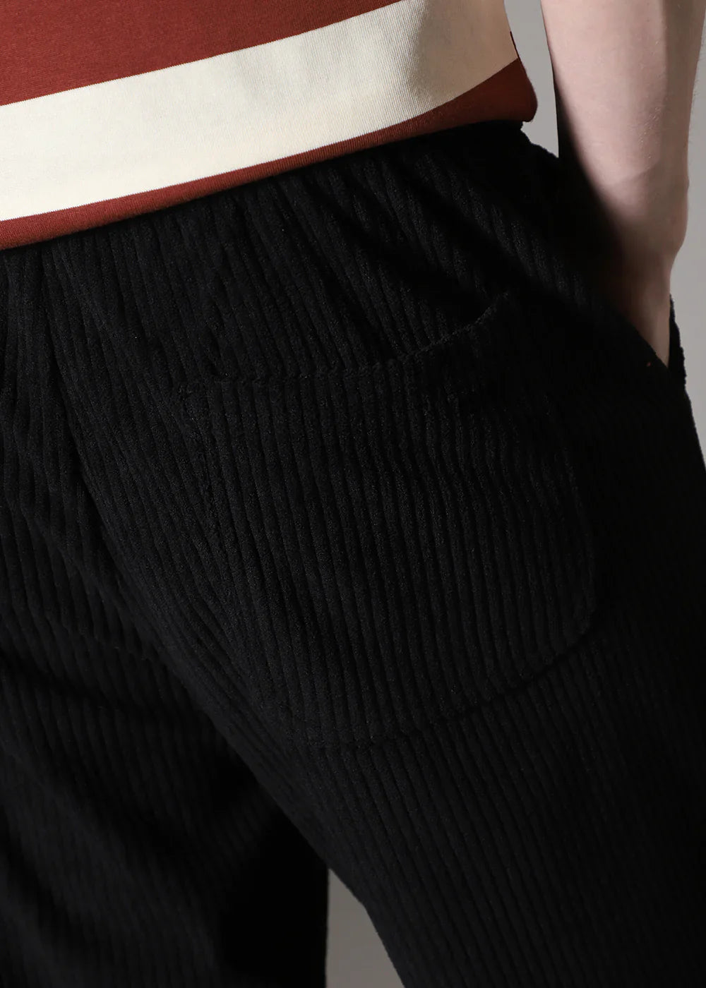 LYSSA – Pantaloni a tubo a coste | Comodi e alla moda