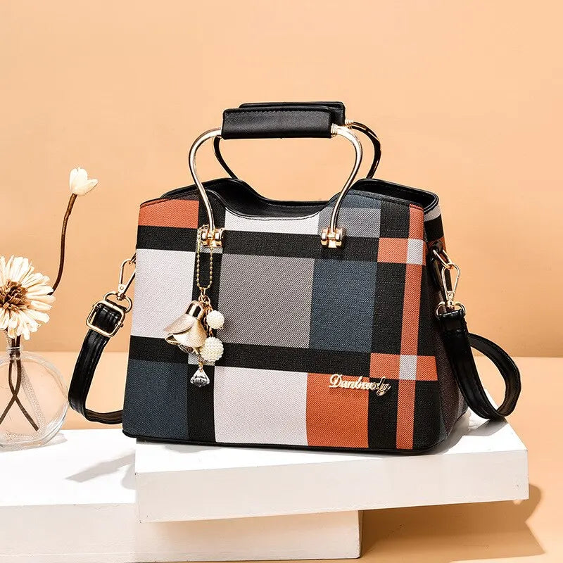 Everleigh Zwarte Crossbody Tas Dames Leren Stijl met Verstelbare Riem-1