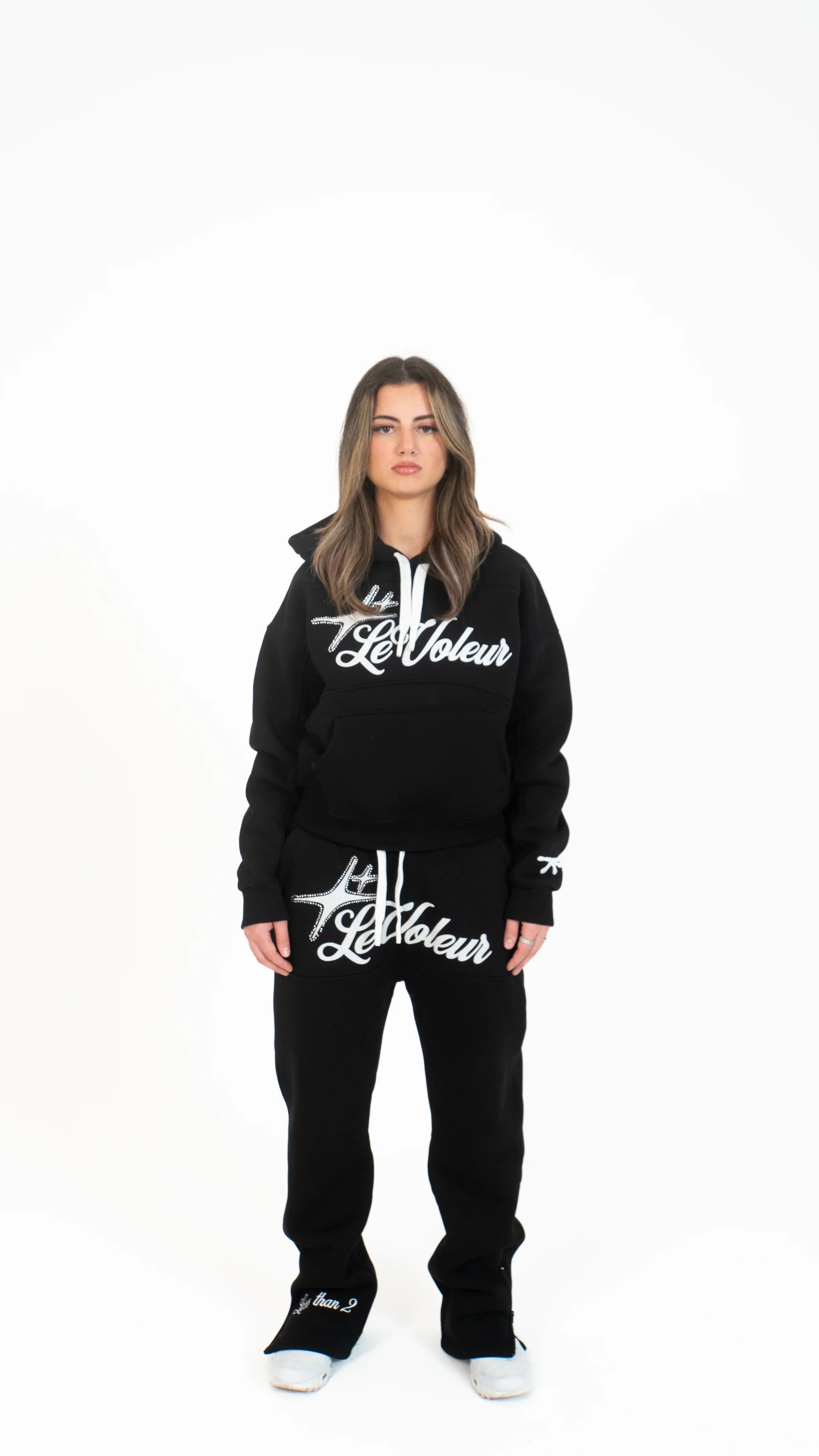LE VOLEUR – Set felpa unisex con cappuccio e pantaloni jogger per il massimo comfort