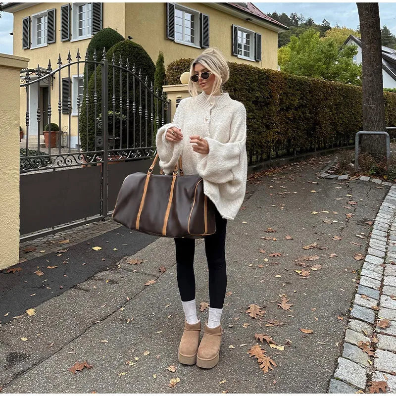 SOLÈNE – Cardigan oversize con bottoni dorati