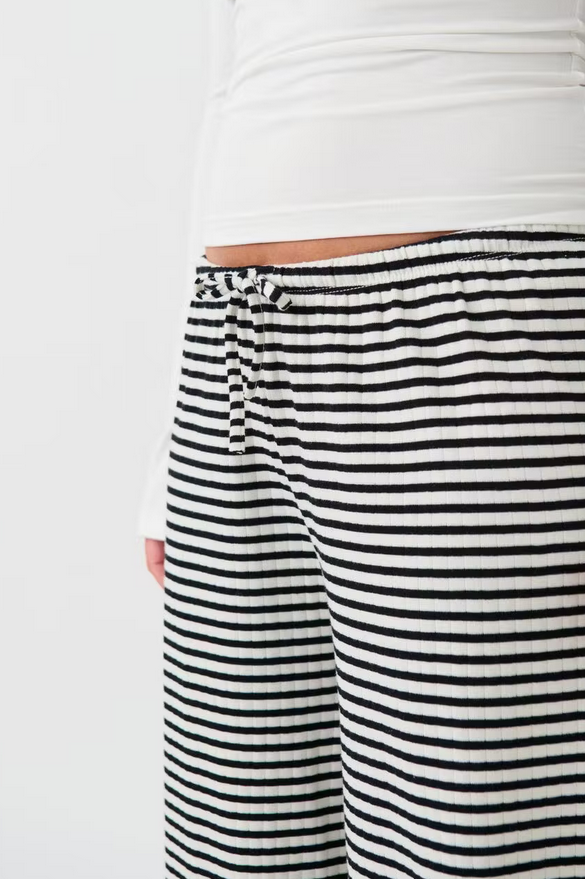 Pantalón a rayas SOLÉA para mujer | Cómodo y suave para casa y casual