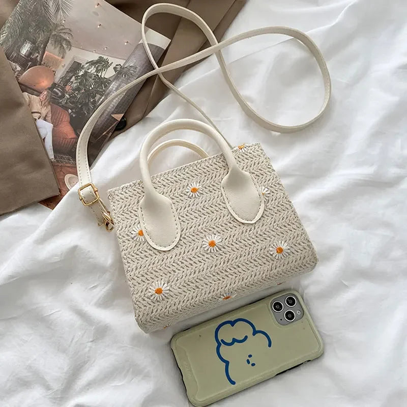 Serena Handtas Dames Geweven Met Bloemenaccenten Voor Zomerstijl-3