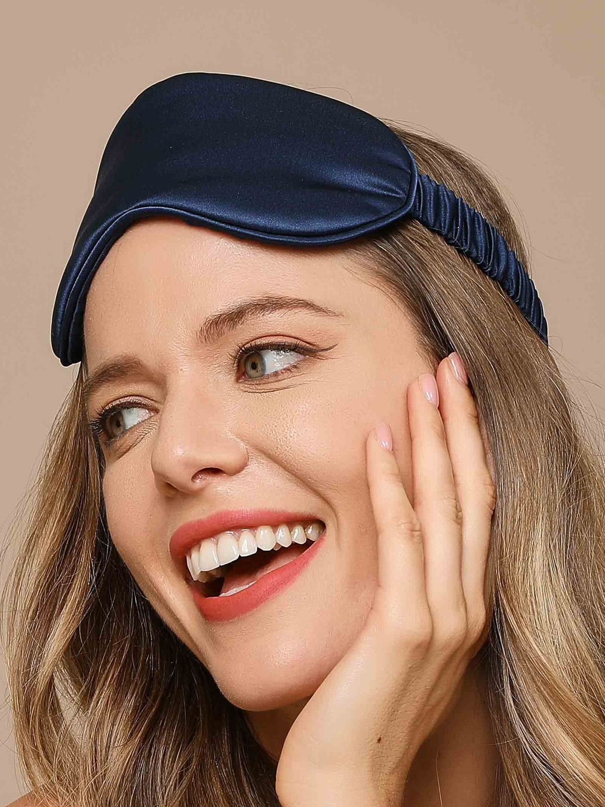 LUMORA - Maschera per gli occhi in seta morbida per un riposo ottimale