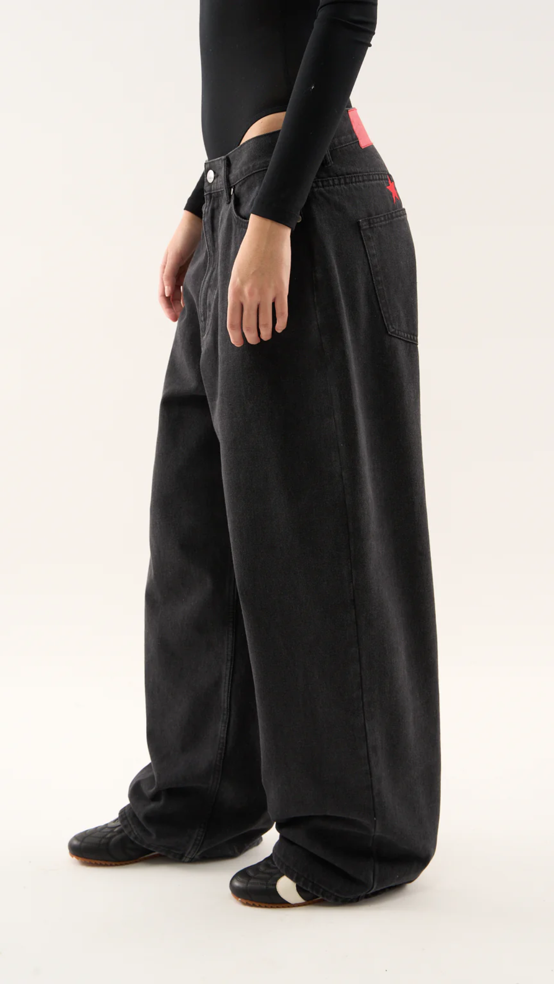 STARRY JEANS – Jeans Baggy Unisex in Nero Lavato | Moda Streetwear Y2K alla Moda