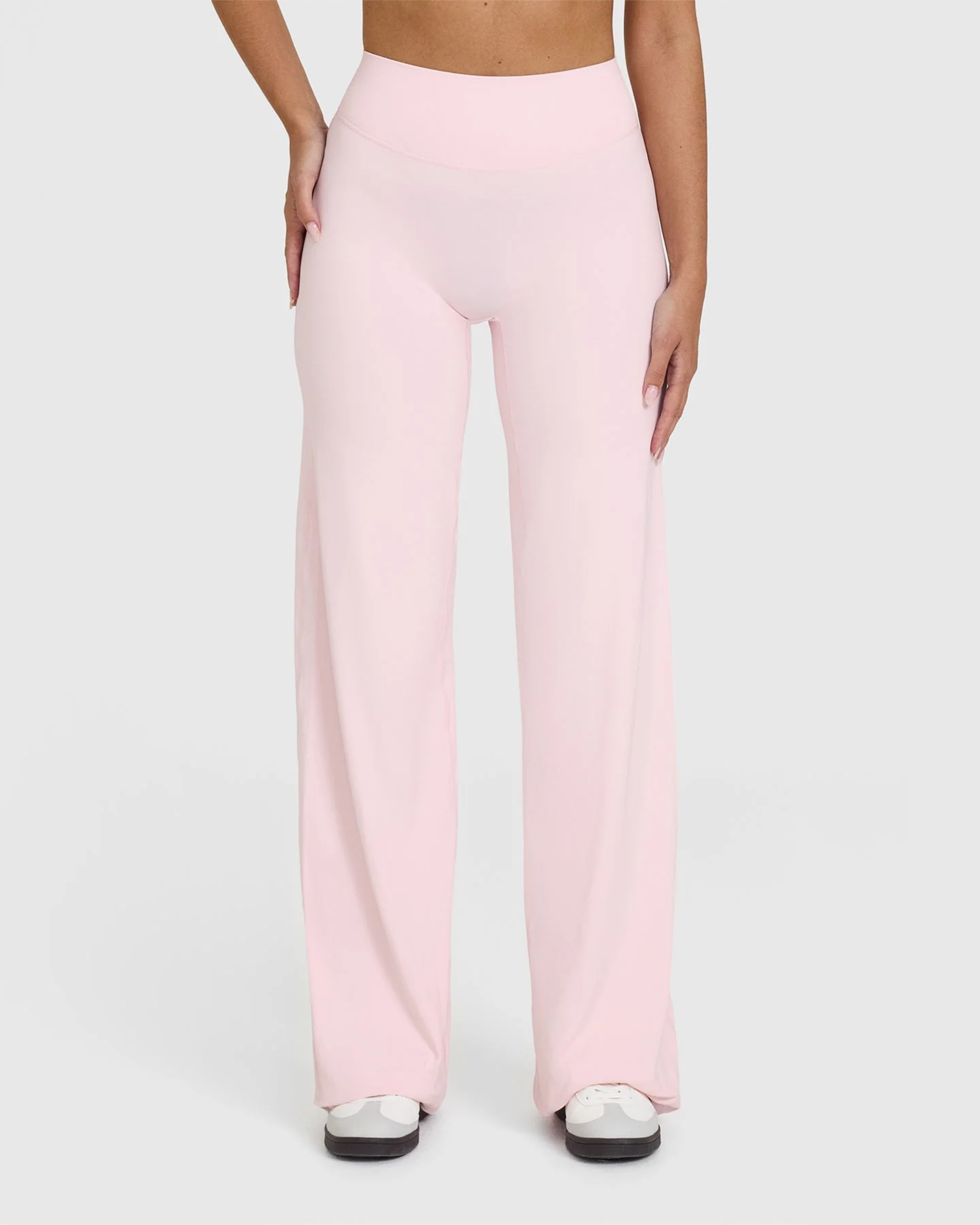 NOVA – Leggings de mujer con perneras rectas | Ajuste streetwear moderno y cómodo con elasticidad