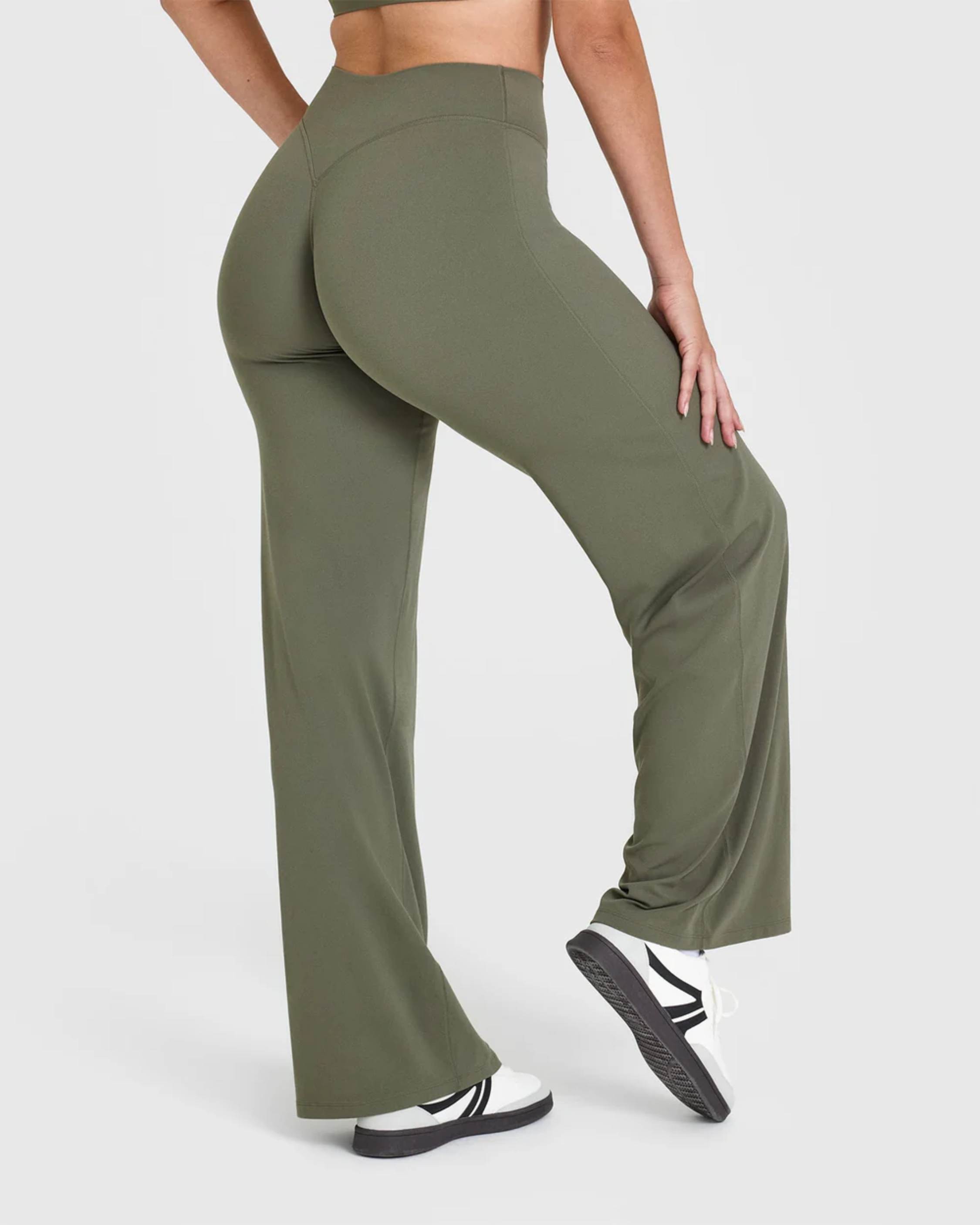 NOVA – Leggings de mujer con perneras rectas | Ajuste streetwear moderno y cómodo con elasticidad