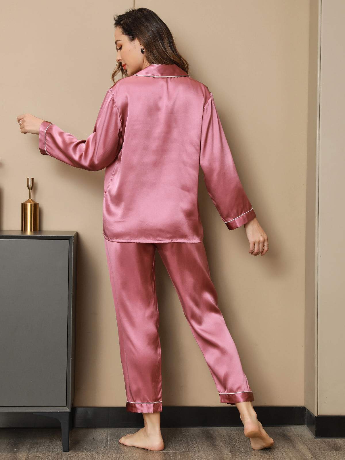 SILKYDREAMS - Luxe Moerbei Zijde Pyjama Set voor een Stralende Huid